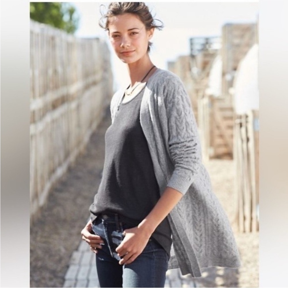 Garnet Hill‎ 100% Cashmere Cable Knit Cardigan